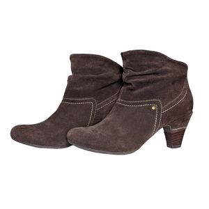 Bjorndal Dark Brown Suede Slouch Heeled Pull On Loden Booties Size 9